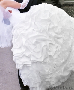 Продам очень красивое свадебное платье:) - Изображение #2, Объявление #131068